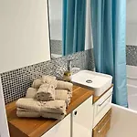 Pour 3 Personnes Apartamento Vallauris